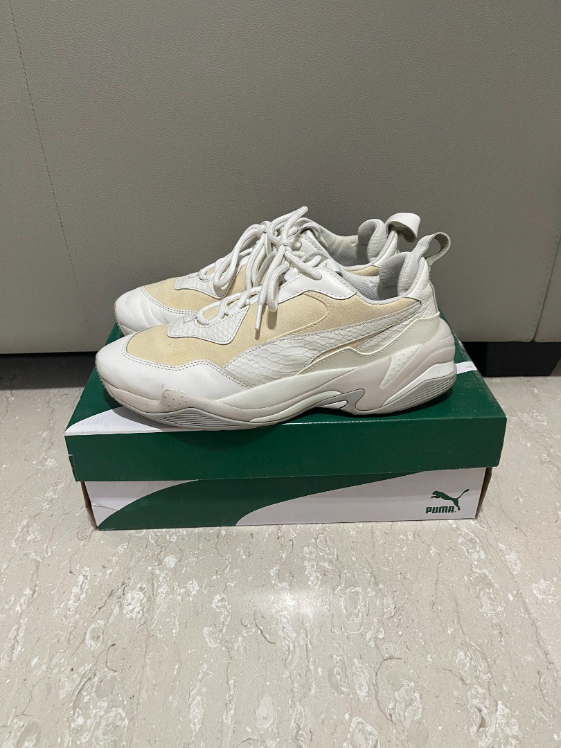 Puma thunder deals desert white sneakers