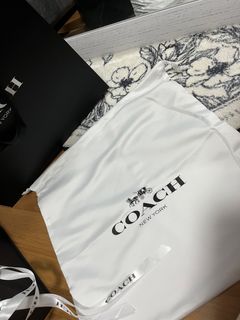 Authentic Gucci box and dust bag, Luxury, Bags & Wallets on Carousell