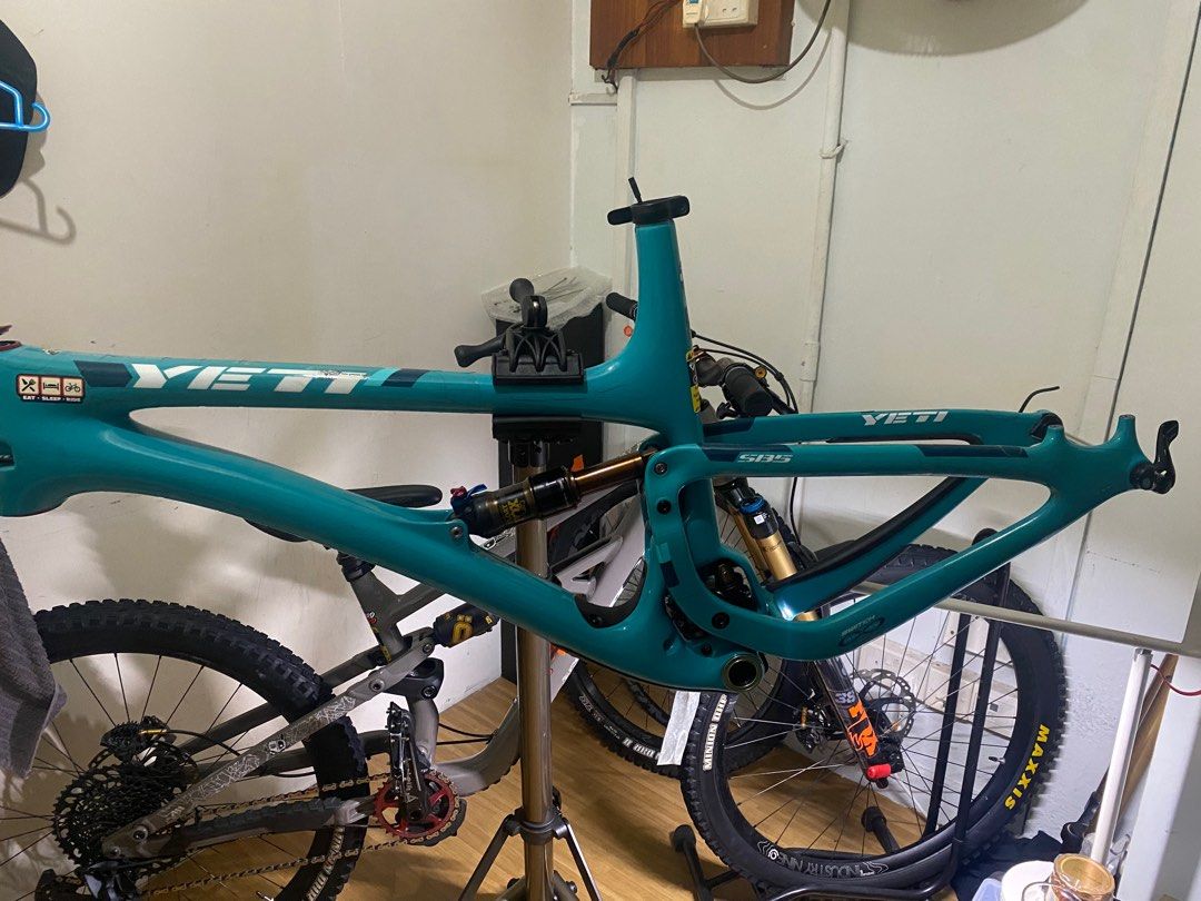 Yeti deals 27.5 frame