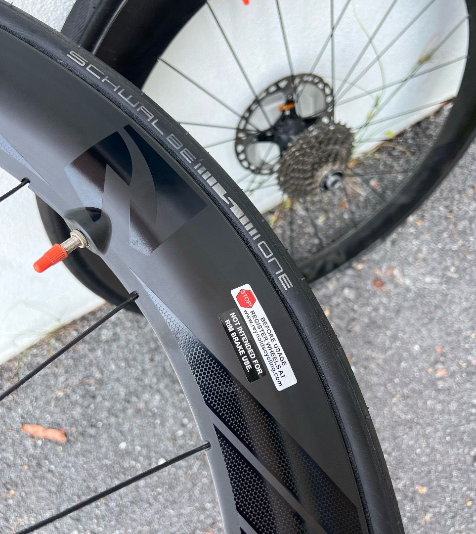 carbon road wheels disc brakes