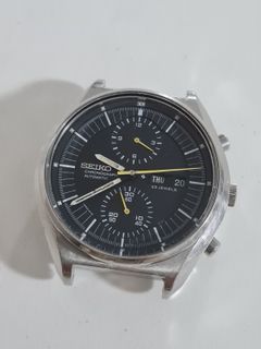 Seiko Chronograph Automatic Speedtimer Jumbo 6138-3000 23 Jeweled Automatic Mechanical Chronograph Vintage Rare Watch with Day/Date Circa 1972