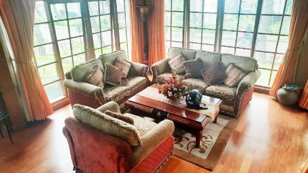 sewa_villa_dinar_di_villa_ista_1681954561_4e73146e_progressive