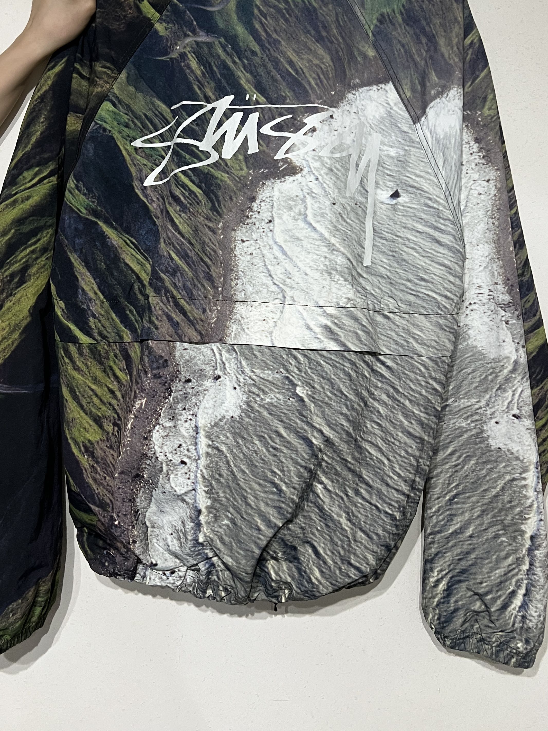 STUSSY COASTLINE BEACH SHELL JACKET SIZE XL, 男裝, 外套及戶外衣服