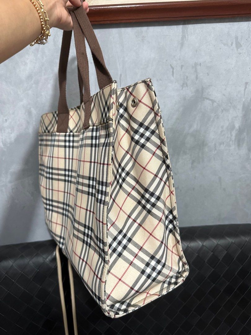 Burberry store book tote