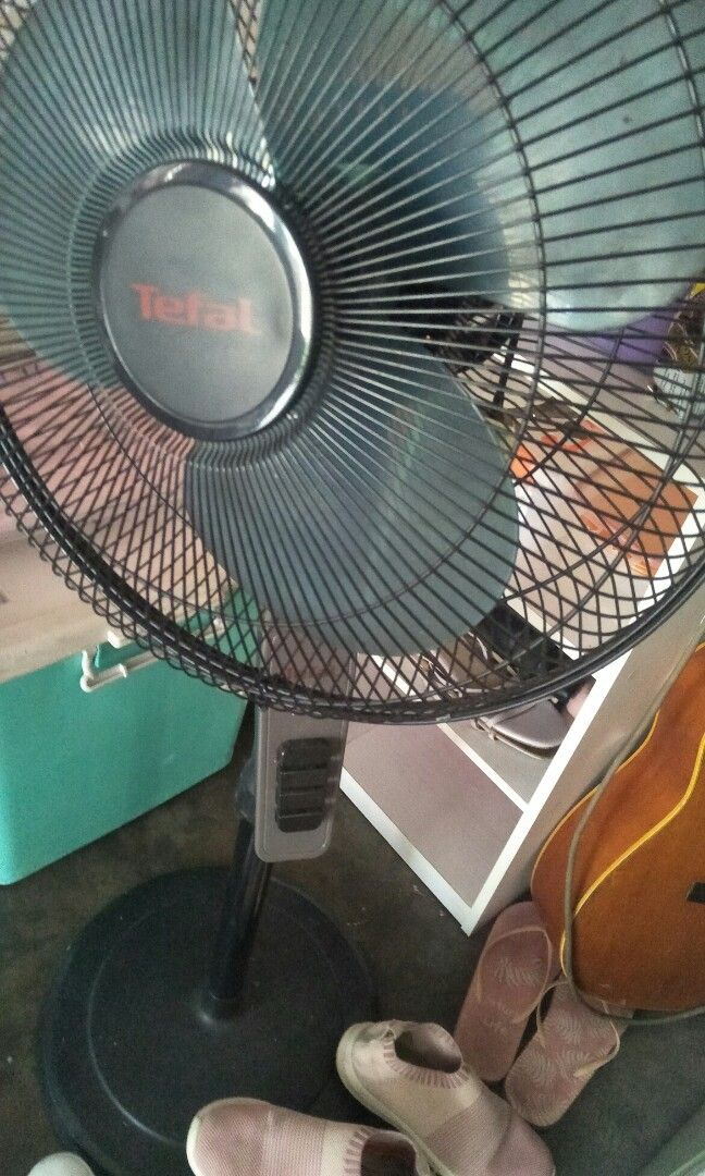 Tefal Stand Fan 16" VF4110 Made In Vietnam, Furniture & Home Living