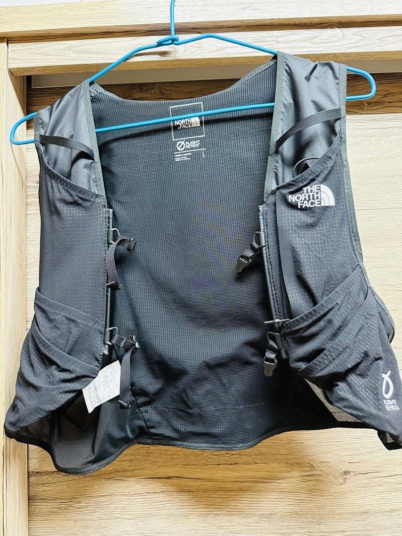 The north face Flight Race Day Vest 8 水袋背心