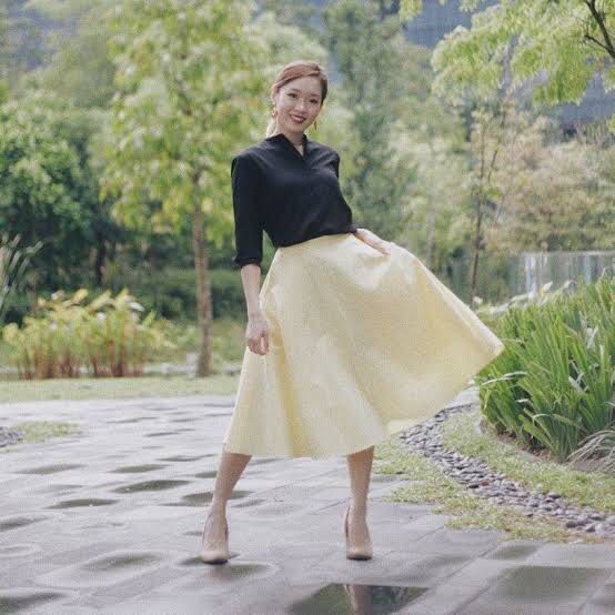 UNIQLO seersucker circular skirt Women s Fashion Bottoms Skirts