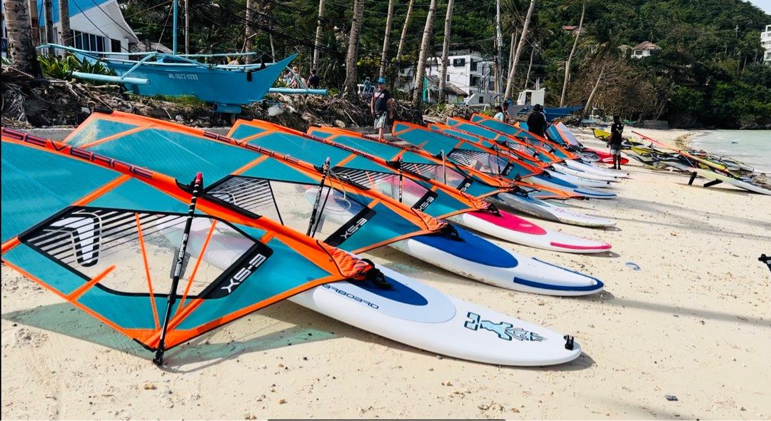 Used 2023 Starboard Start Beginner Windsurf Board with Complete Rig