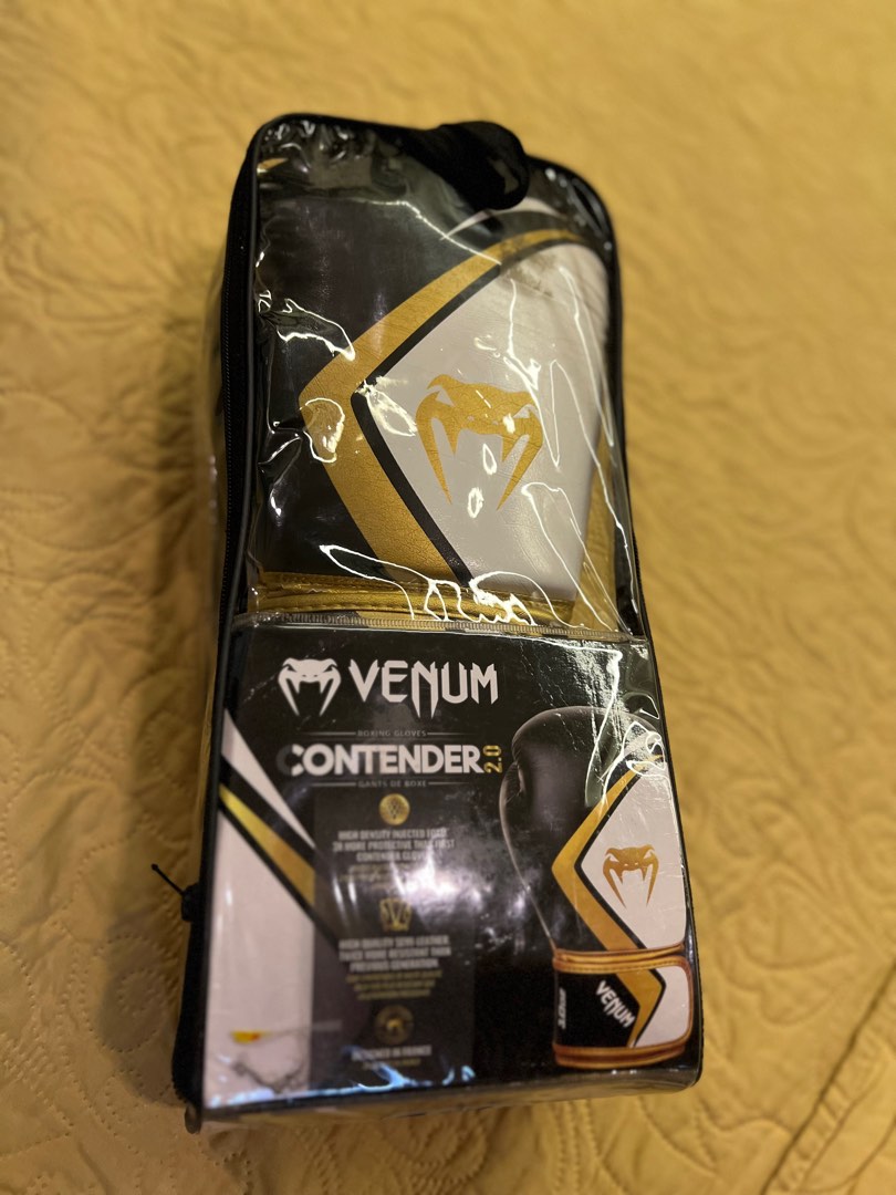 Venum Boxing Gloves 12 oz on Carousell