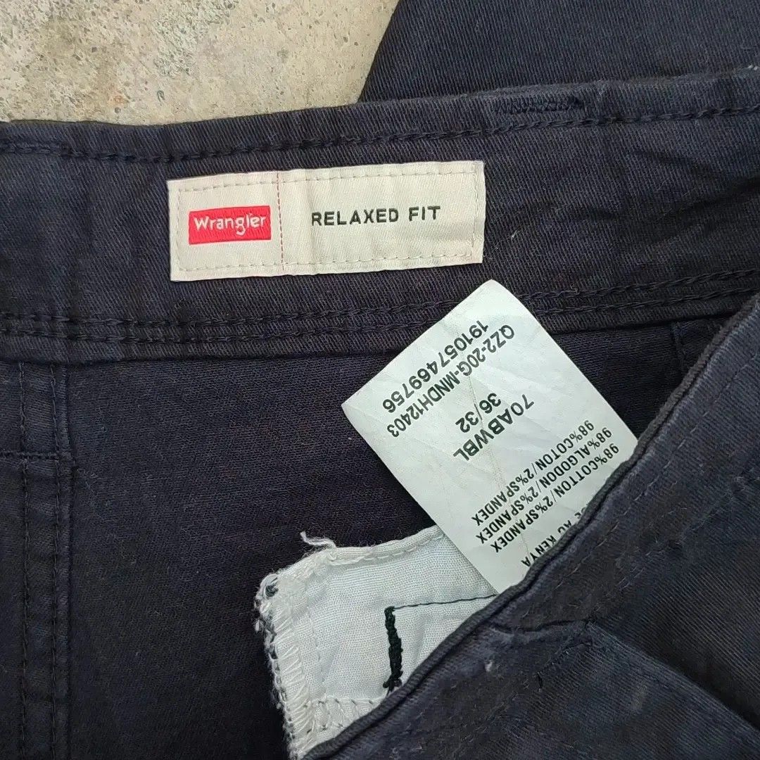 Wrangler Relaxed Fit Cargo Pants. Men s Fashion Bottoms