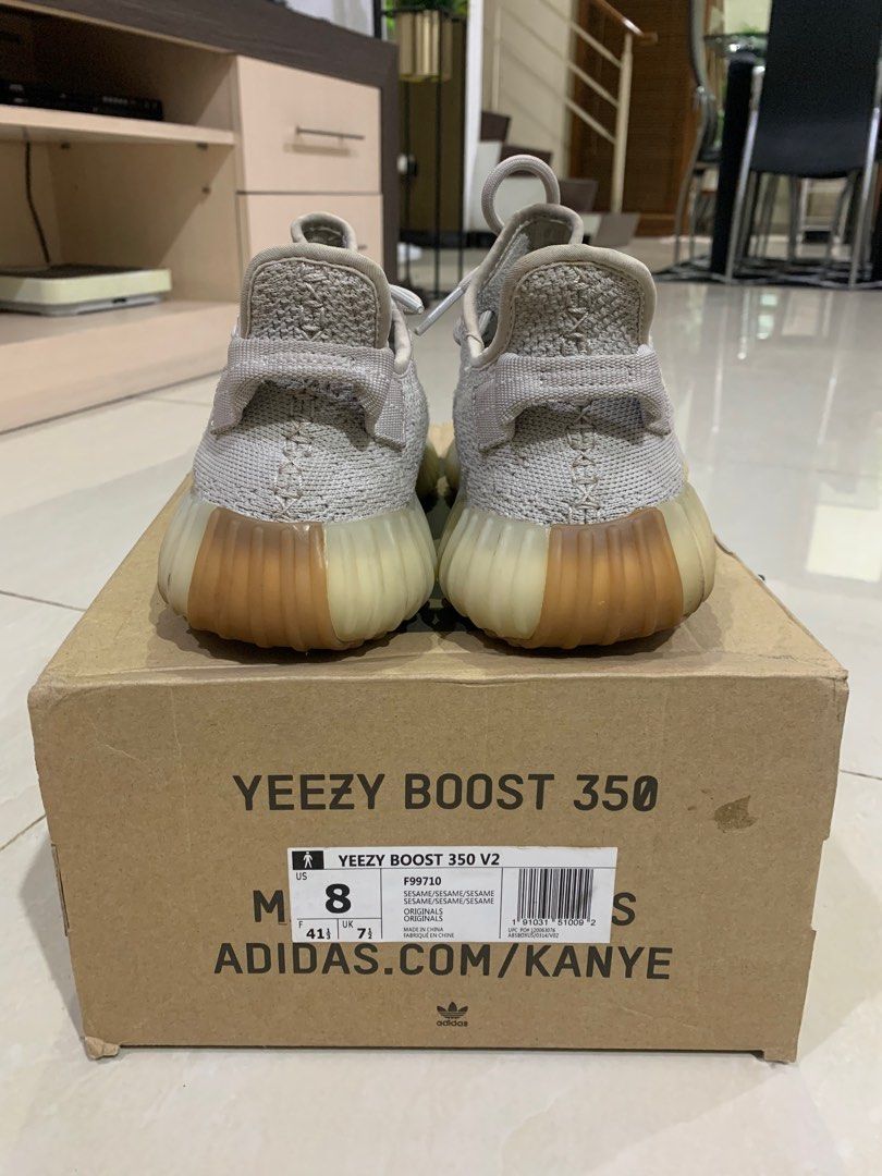 Yeezy 350 V2 Sesame size 41 US 8, Fesyen Pria, Sepatu , Sneakers di  Carousell