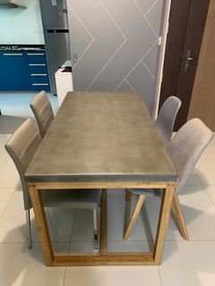 1.4m dining table