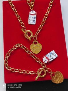 18K Gold Set (Necklace  wid bracelet ) 23.33g