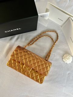Affordable chanel iridescent medium For Sale, Luxury