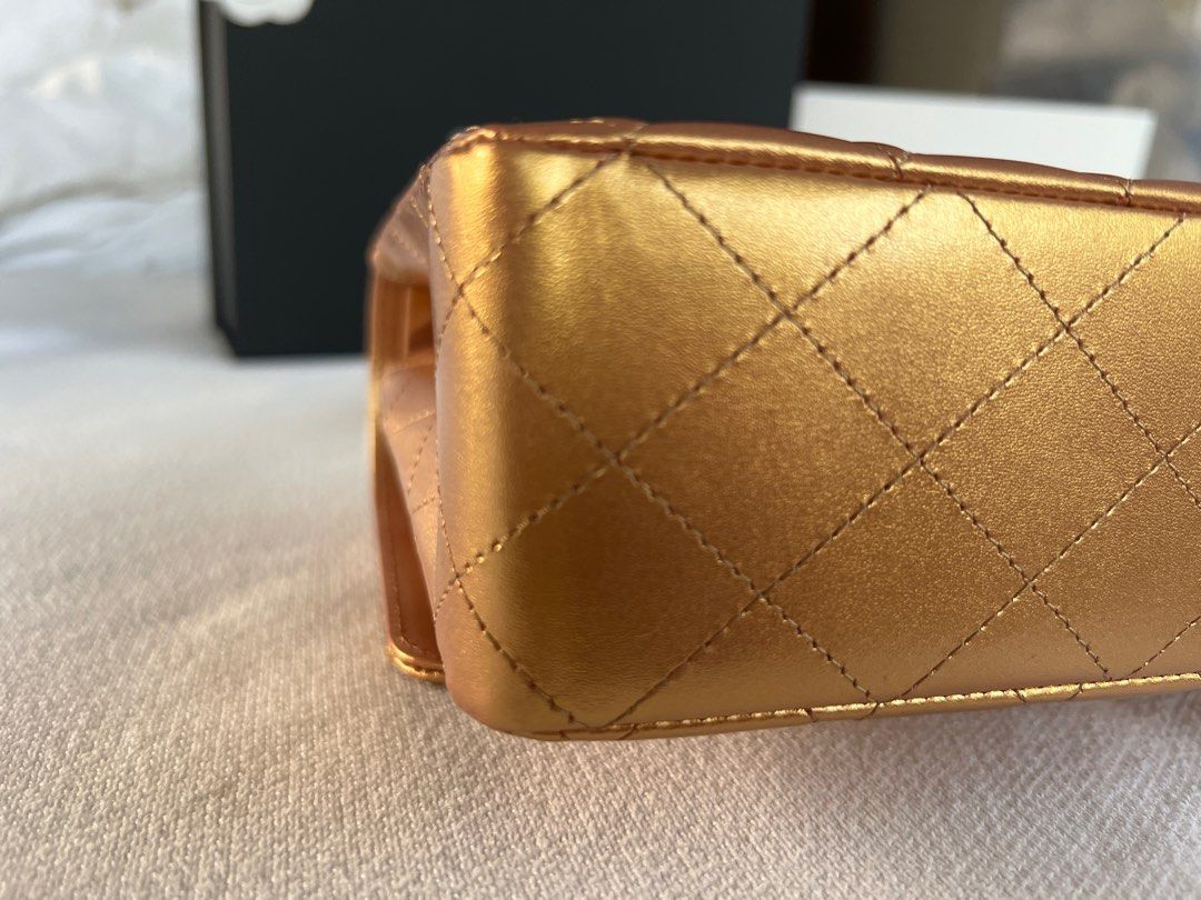 23C Chanel Medium Classic Flap Iridescent Gold Calfskin