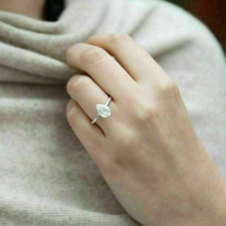 2.5 CT pear cut VVs1 D Diamond Engagement Ring 14k White Gold