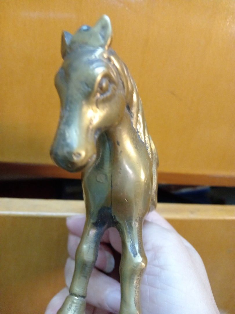 實心銅馬重421克, 興趣及遊戲, 收藏品及紀念品, 古董收藏- Carousell