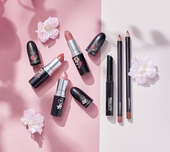 6pc MAC kit set limited edition Blooming Lip Wardrobe Make up (Category: Makeup) located in Pasig City. Submitted by designeritems4less (Listing ID 1227844228, Image 2). Description: 100% authentic or your money back Purchased from the USA 🇺🇸 The MAC Cosmetics Blooming Lip Wardrobe 6pc set is on sale for ₱3000 the value of the products within this bundle is $115 (₱6500+tax) , so you’re getting a fantastic deal. MAC Cosmetics Blooming Lip Wardro