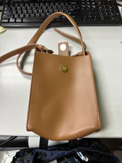 （分類：）位於 。 由 irissct 提交（商品編號 1227840561，圖片 1）。簡介： 。