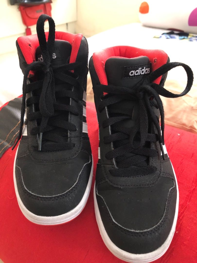 Semi high sales cut shoes