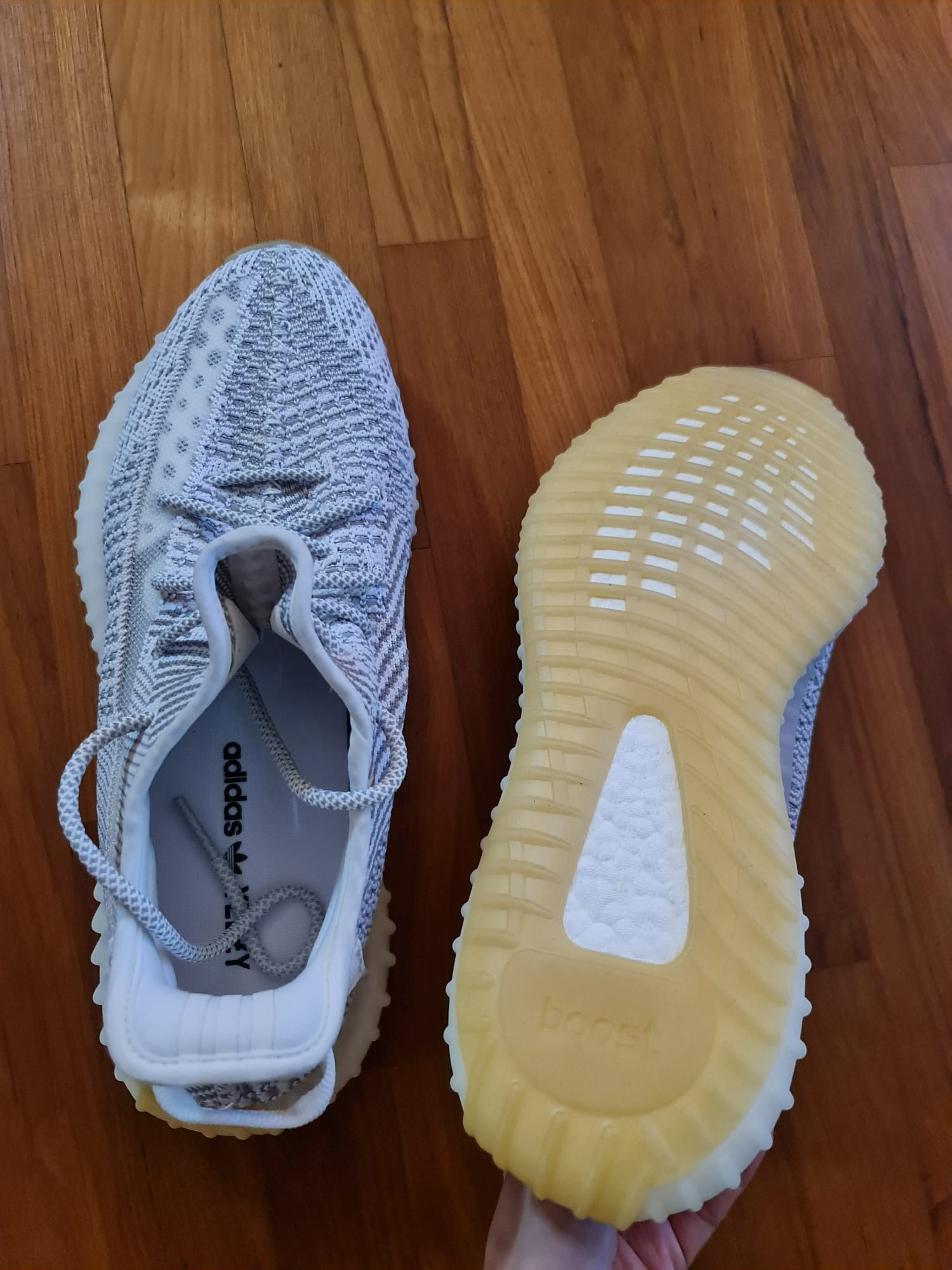 Adidas yeezy hotsell size 10