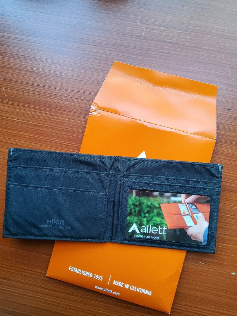 ALLETT SLIM WALLET (NEW), Luxury, Bags & Wallets on Carousell