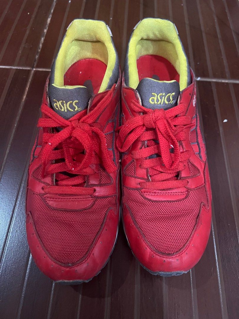 Asics Gel Lyte V (Category: Sneakers) located in Makati City. Submitted by rafa87 (Listing ID 1227861205, Image 1). Description: US9 Purchased in the US With replacement Asics Box Shipping shouldered by buyer No COD.