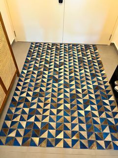 Easy to clean Cinnamon Room cowhide rug