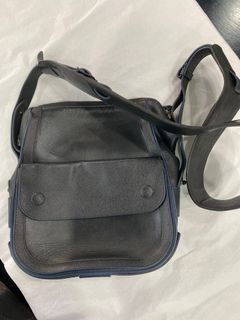 （分類：）位於 。 由 v0820 提交（商品編號 1227764771，圖片 1）。簡介： 。
