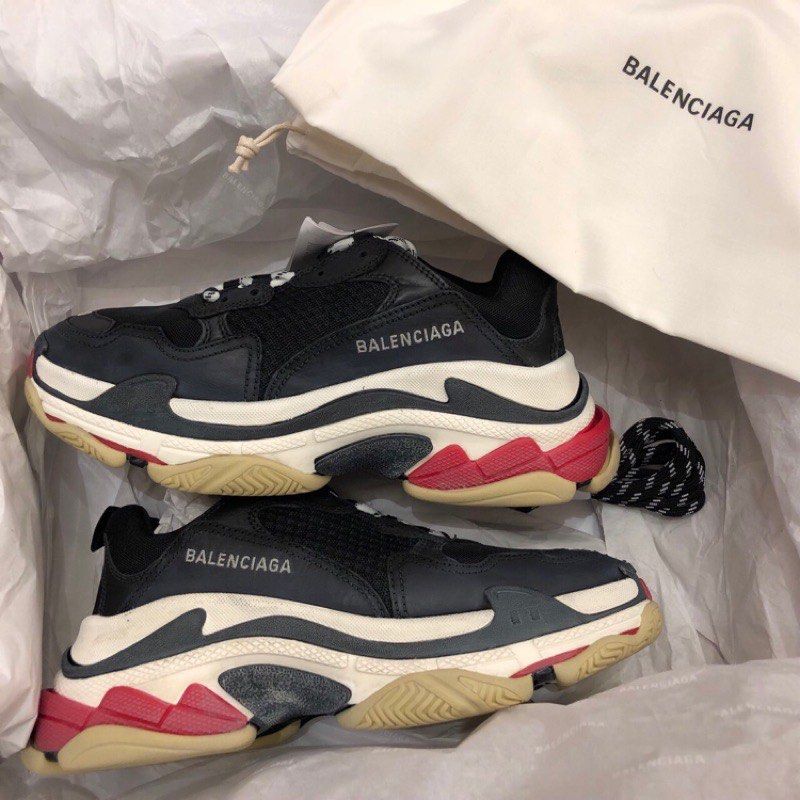 Triple s clearance balenciaga 38