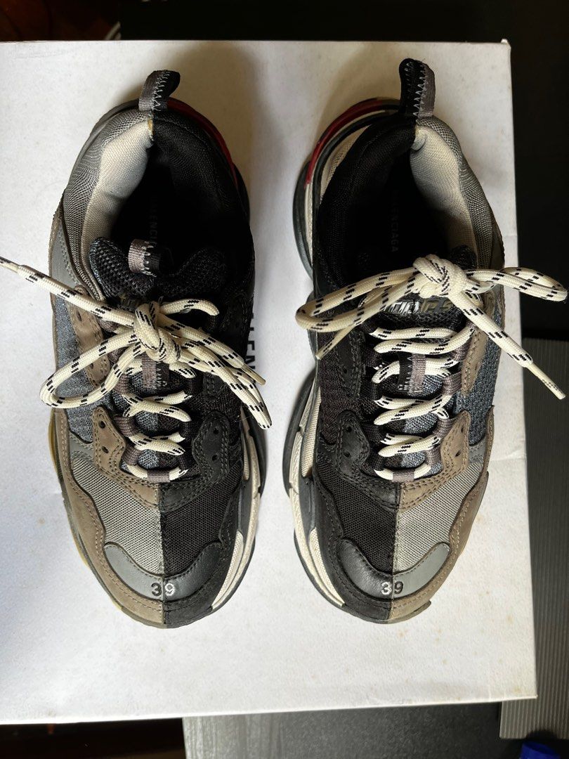 Balenciaga triple s uk best sale
