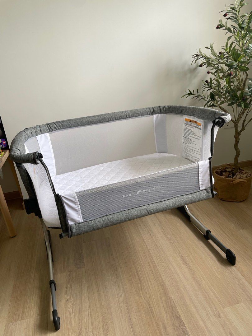Bedside Sleeper Baby Delight, Babies & Kids, Baby Nursery & Kids
