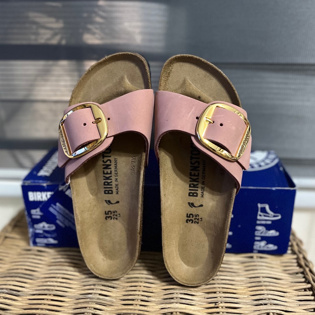 Rose gold 2025 big buckle birkenstock