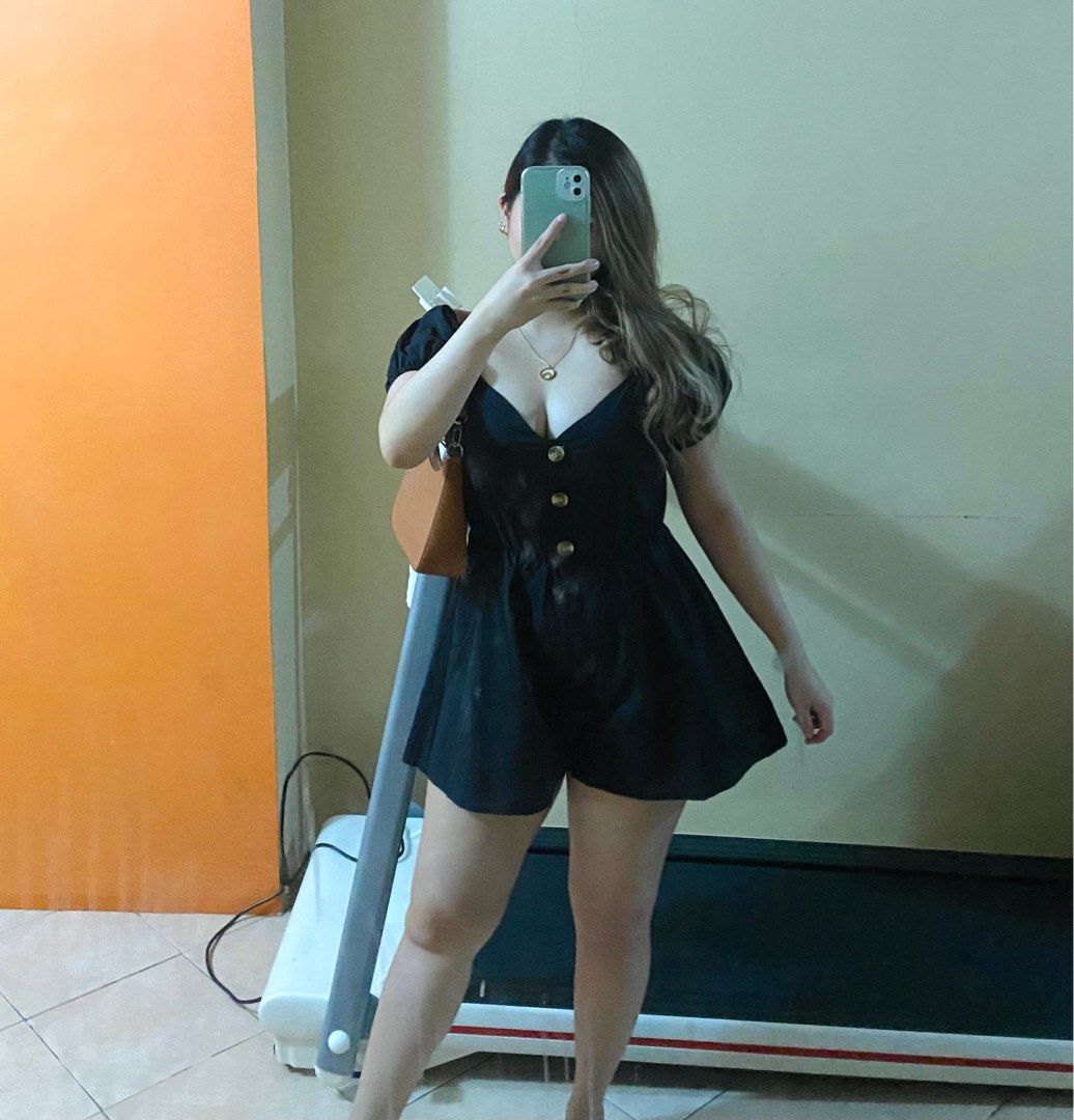 Black Puff Sleeve Dress (Category: Rompers) located in Manila. Submitted by declutterwithmepls (Listing ID 1227895506, Image 1). Description: .