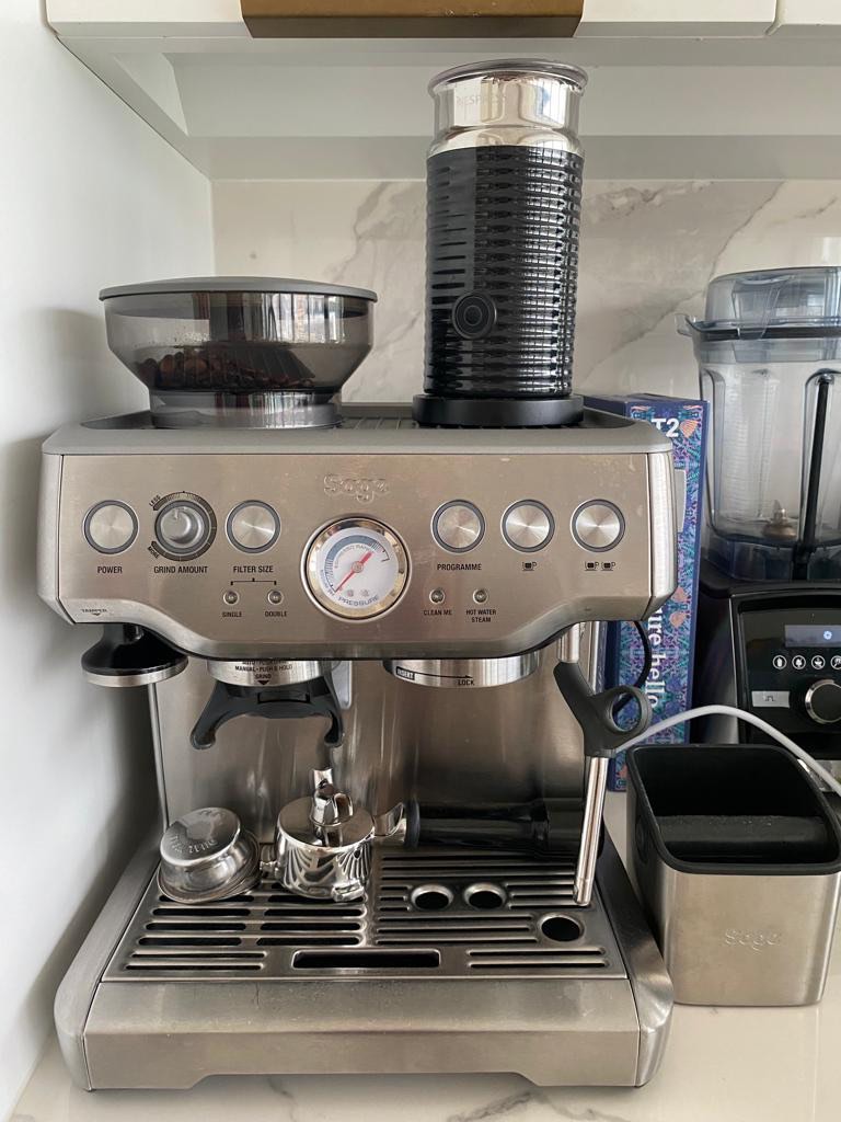 Reserved Breville / Sage espresso machine, 家庭電器, 廚房電器, 咖啡機及咖啡壺 Carousell