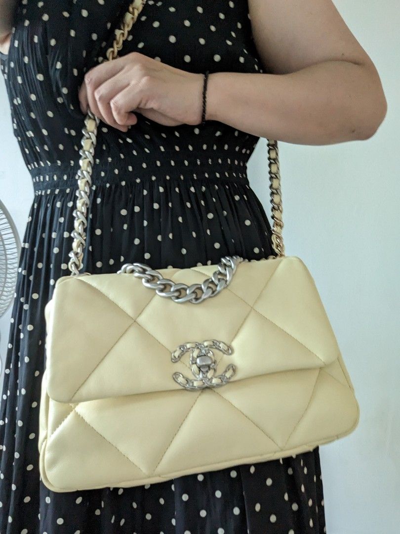 BNIB Chanel 19 bag small yellow, Luxury, Bags Wallets on Carousell