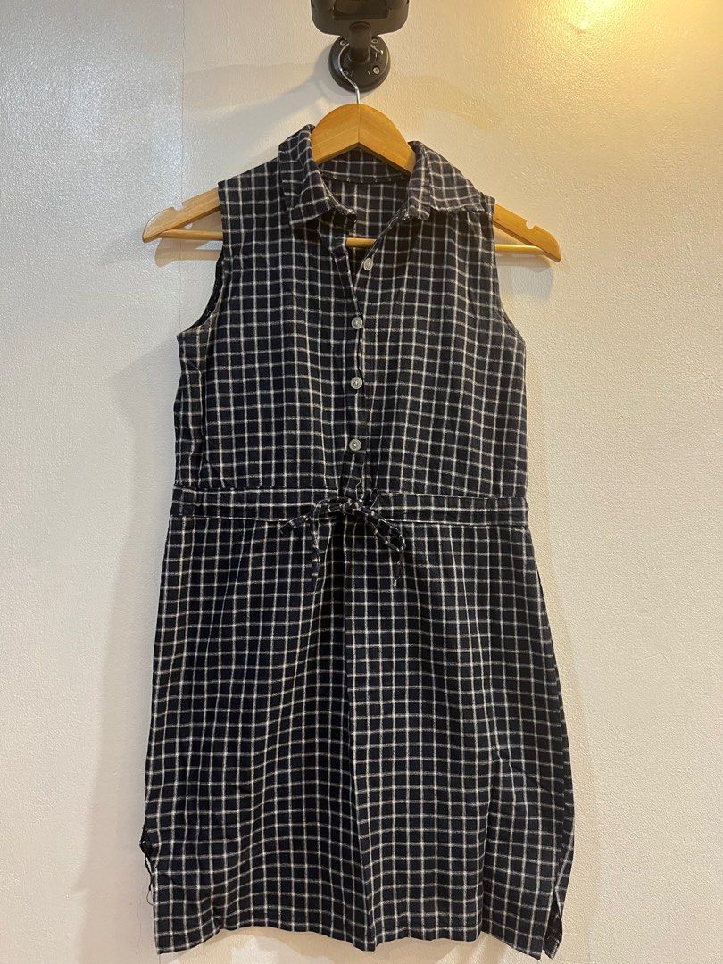 Checkered Navy blue sleeveless dress (Category: Dresses) located in Quezon City. Submitted by _gwen (Listing ID 1227760000, Image 2). Description: Can fit to XS - S.