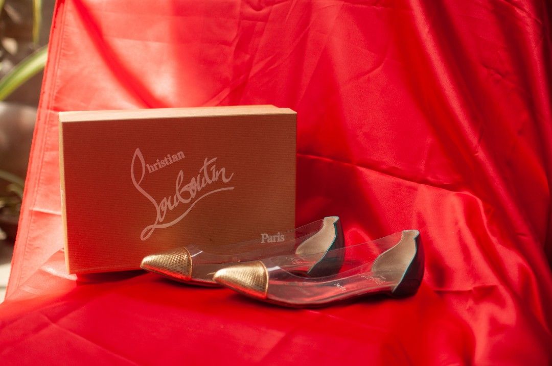 CHRISTIAN LOUBOUTIN (Category: Sneakers & Footwear) located in Davao. Submitted by gmsg20 (Listing ID 1227891554, Image 2). Description: CHRISTIAN LOUBOUTIN Tricolor embossed python leather and PVC corbeau pointed toe flats SUMMER COLLECTION.