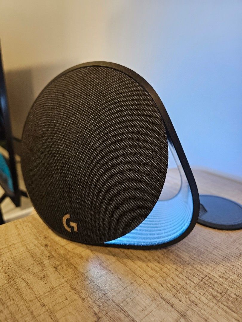 Computer speakers Logitech G560, 電腦＆科技, 電腦周邊及配件, 其他 Carousell