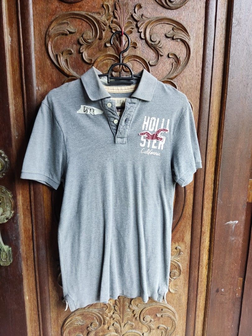 Hollister outlet size 17