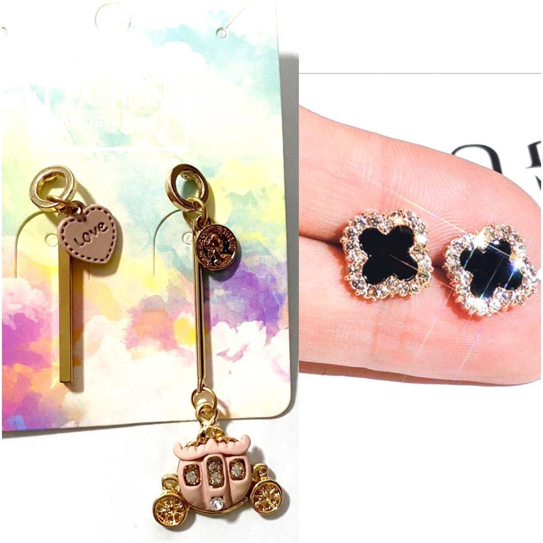 Disney Aurora Cinderella Princess Carriage Gold Earrings Classy