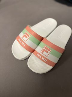 SUMMER SALE SF 到付減10元！Fila 拖鞋 8號 38碼sandals 100% real 泰國Fila專門店購買 99% new 只試穿過一次
