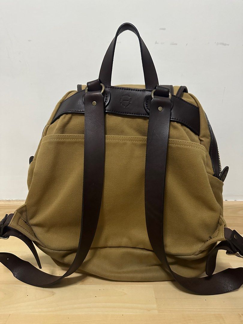 Filson RUGGED TWILL RUCKSACK Tan, 男裝, 袋, 背包- Carousell