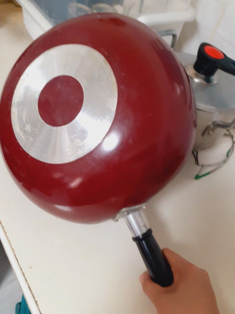 Frying Pan (Category: Cookware & Accessories) located in Pasig City. Submitted by theDclutter (Listing ID 1227798996, Image 2). Description: Fryng Pan for sale! -New -Never nagamit -Padala galing ibang bansa -Malaki at malapad Payment first tru gcash / paymaya SF c/o buyer.