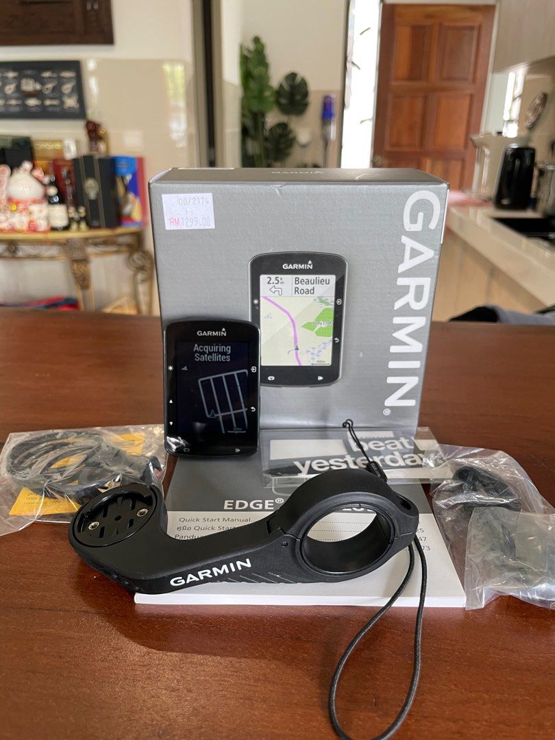 difference between garmin edge 520 plus and 530