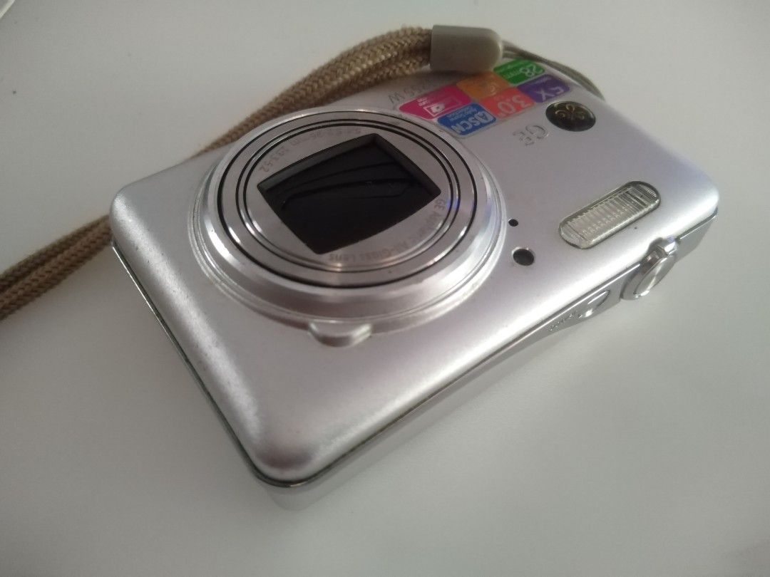 GE E1255W digital camera date imprint on Carousell