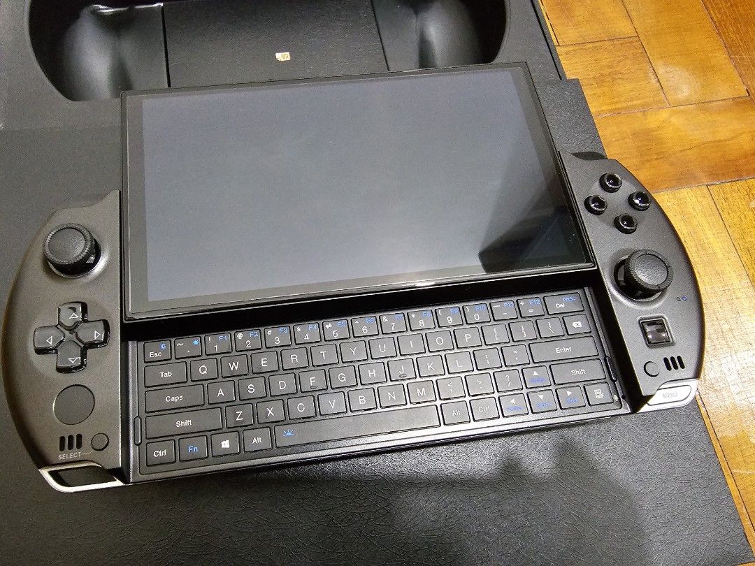 GPD Win 4 (AMD 6800U, 16GB,1TB - black), Computers & Tech, Laptops