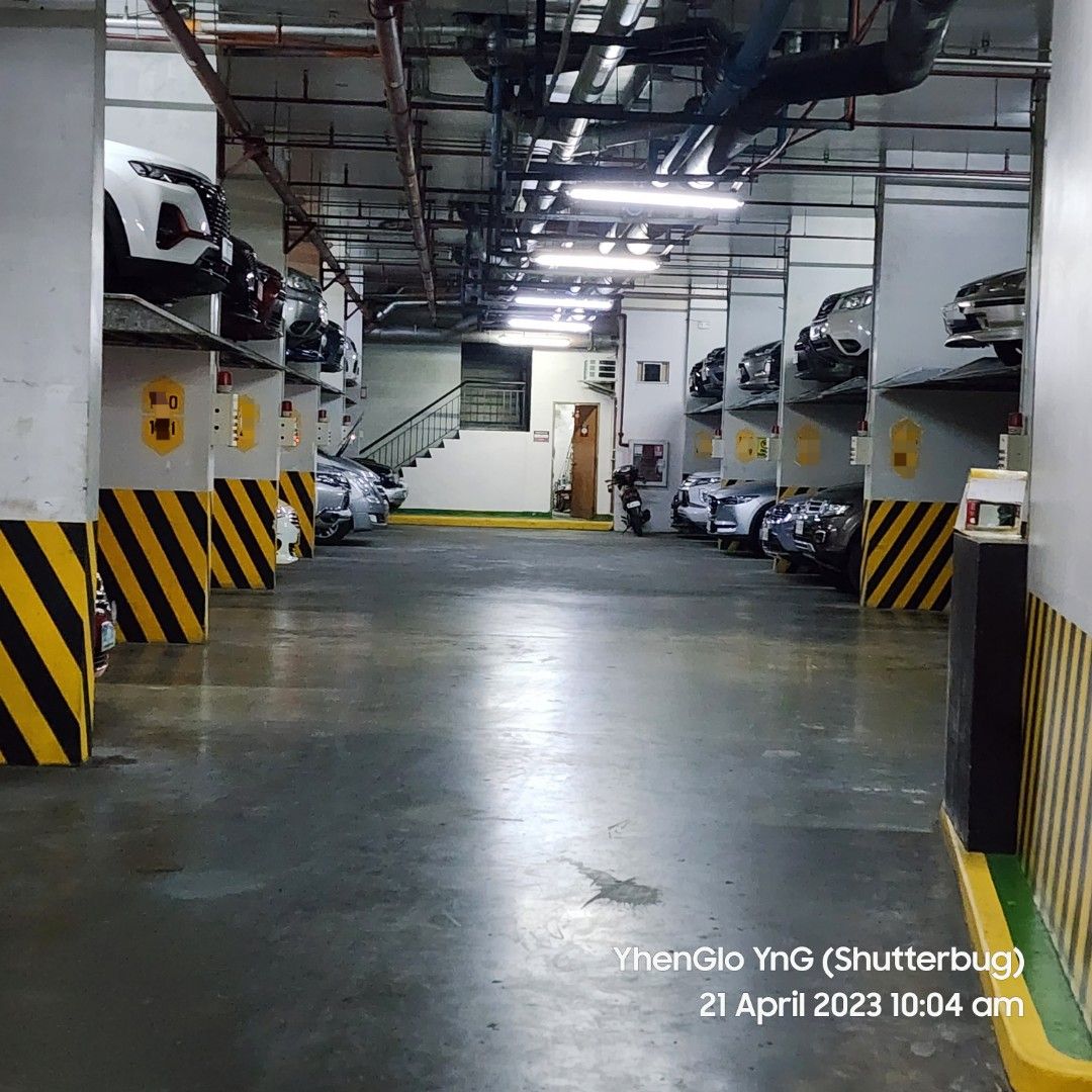 Hampton Gardens Condos Parking Space For Sale on Carousell