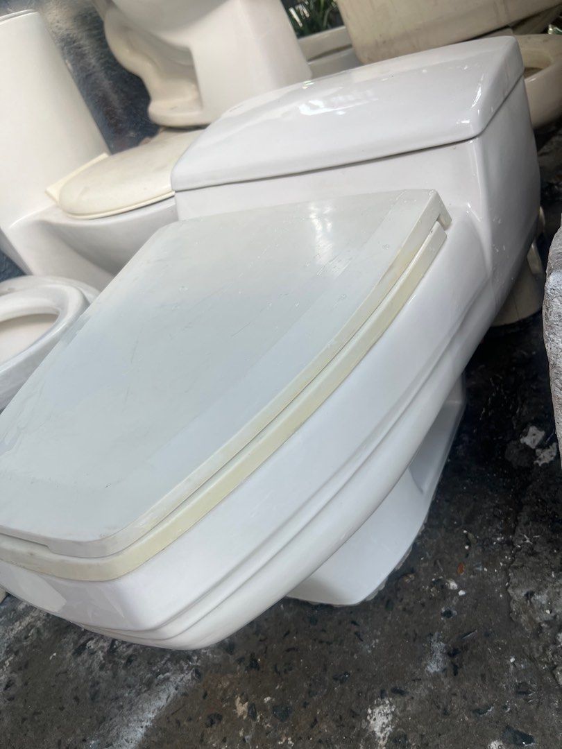 Hotel Pull Out 2nd Hand American Standard Toilet Bowl, Babies & Kids