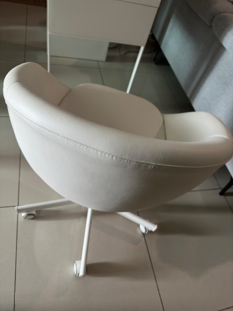 IKEA SKRUVSTA Swivel Chair, Furniture & Home Living, Furniture, Chairs